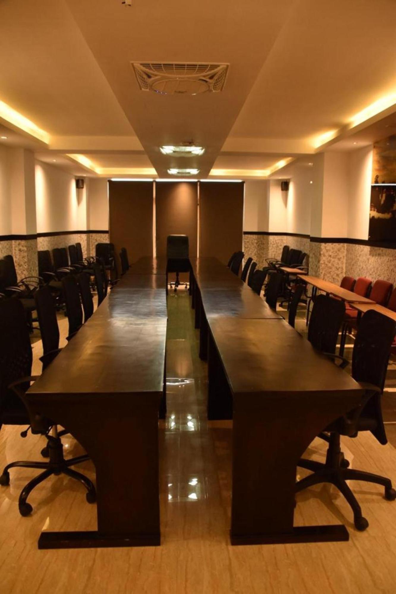 Hotel Damisa Thimphu Dış mekan fotoğraf